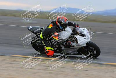 media/Jan-14-2023-SoCal Trackdays (Sat) [[497694156f]]/Turn 11 Inside (950am)/